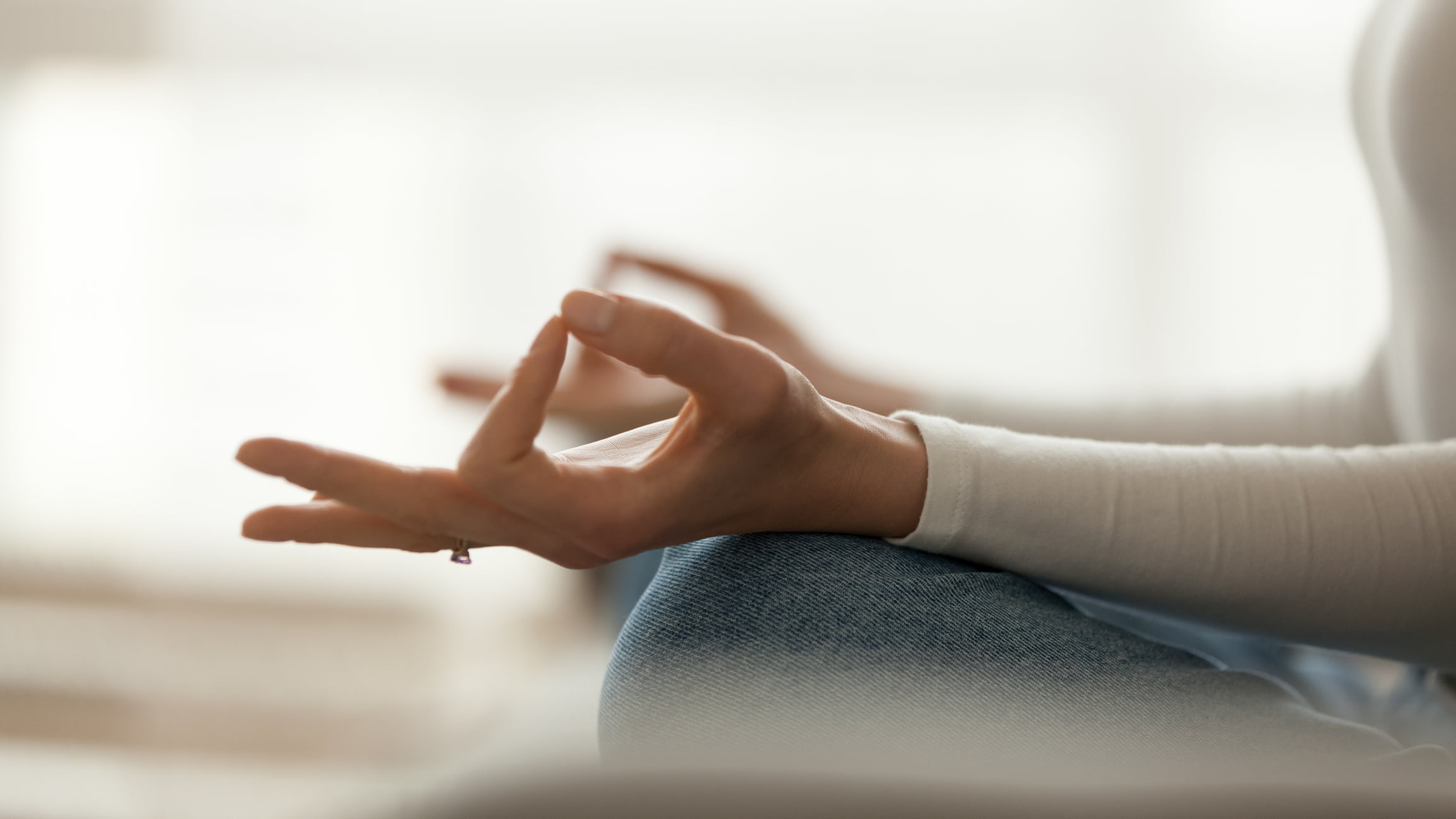 Meditación con mudra para la energía