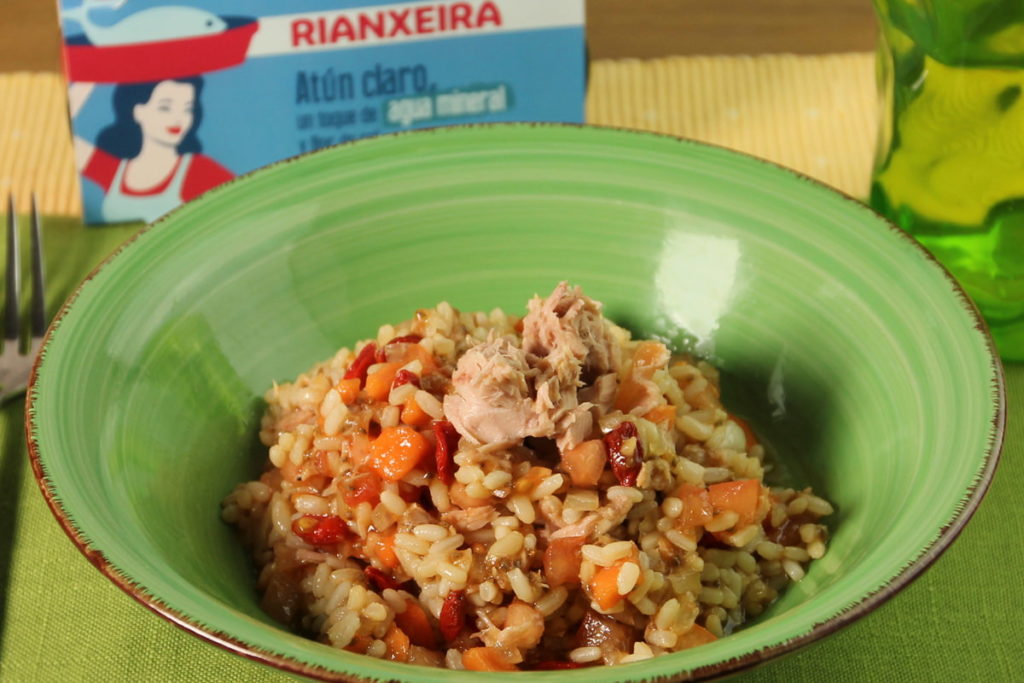 Ensaldad de arroz con atún