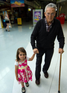 abuelo y nieta